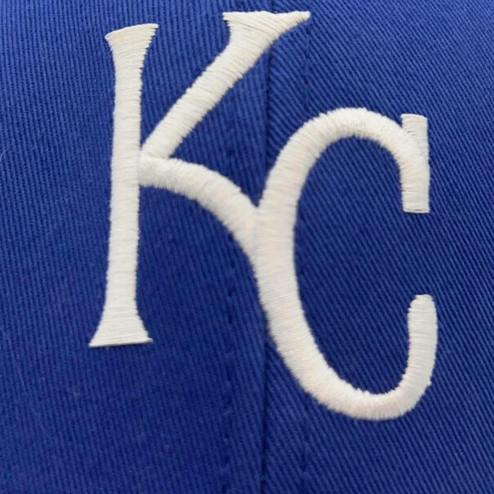 Kansas City Royals KC Baseball Cap Youth Blue‎ Embroidered Fan Favorite EUC